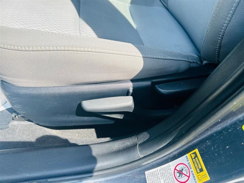 Toyota Corolla 4dr Sdn CVT LE ECO (Natl) 2016