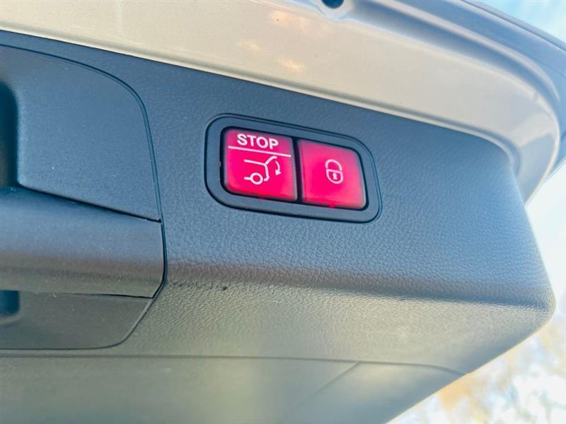 Mercedes-Benz GLC GLC 300 SUV 2021