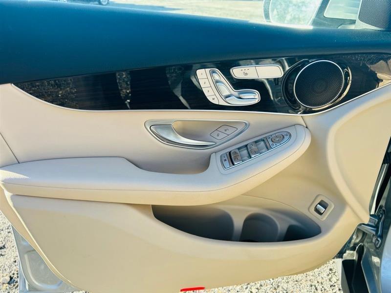 Mercedes-Benz GLC GLC 300 SUV 2021