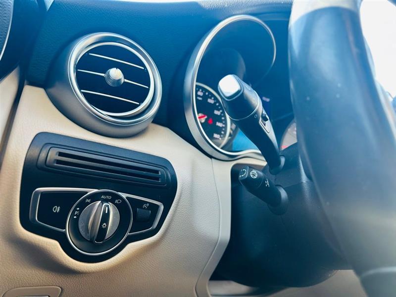 Mercedes-Benz GLC GLC 300 SUV 2021