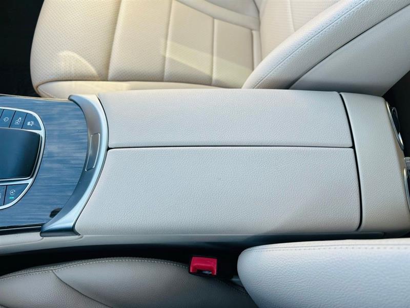 Mercedes-Benz GLC GLC 300 SUV 2021