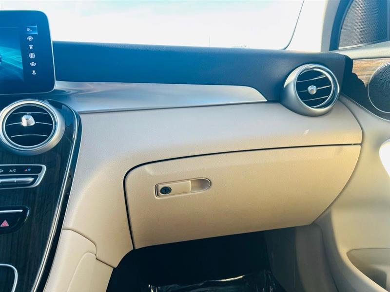 Mercedes-Benz GLC GLC 300 SUV 2021