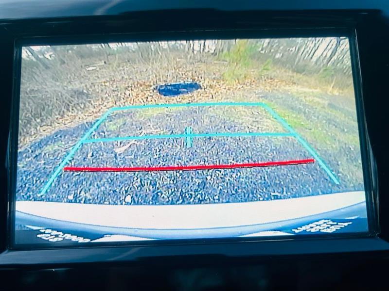 Toyota Camry LE Auto (Natl) 2019