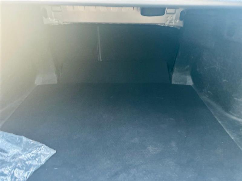 Toyota Camry LE Auto (Natl) 2019