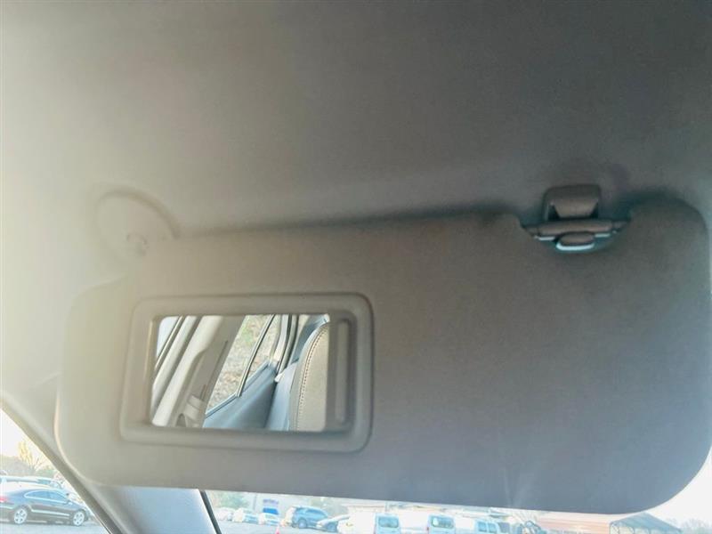 Toyota Camry LE Auto (Natl) 2019