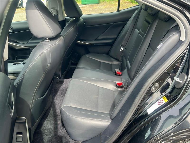 Lexus IS 250 4dr Sport Sdn Auto AWD 2014