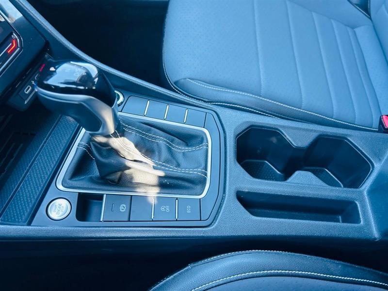 Volkswagen Jetta SE Auto 2025