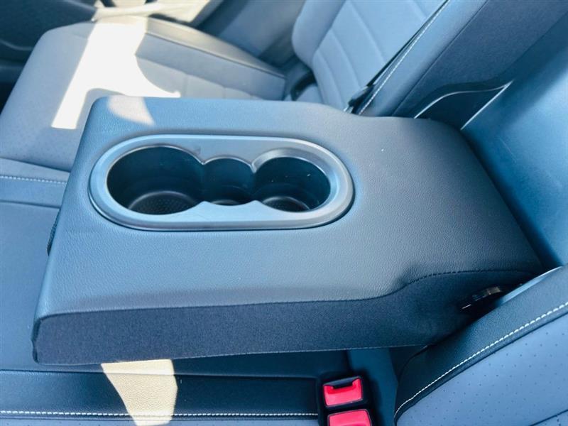 Volkswagen Jetta SE Auto 2025