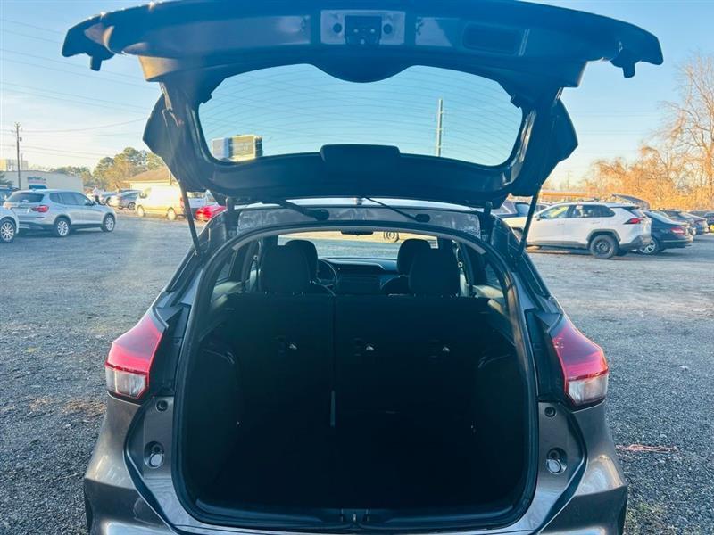 Nissan Kicks SV FWD 2022