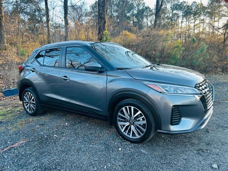 Nissan Kicks SV FWD 2022