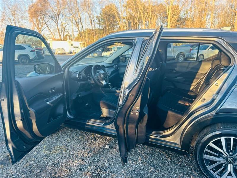 Nissan Kicks SV FWD 2022