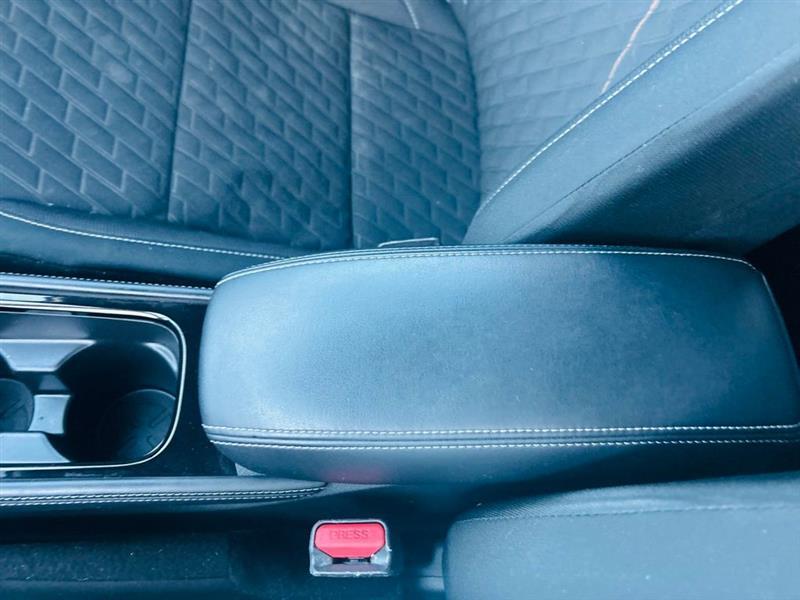 Nissan Kicks SV FWD 2022