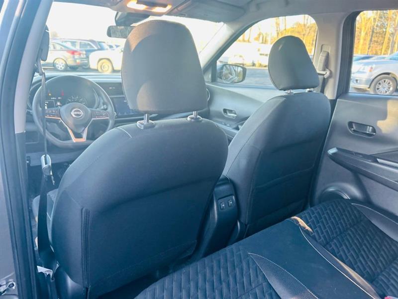 Nissan Kicks SV FWD 2022