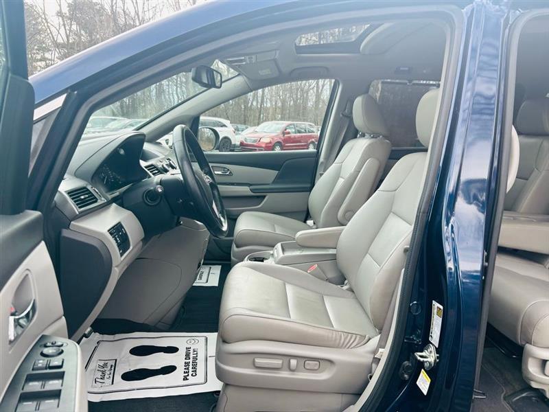 Honda Odyssey 5dr EX-L w/Leather 2015