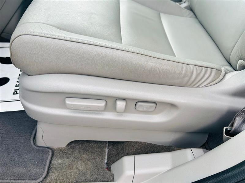 Honda Odyssey 5dr EX-L w/Leather 2015