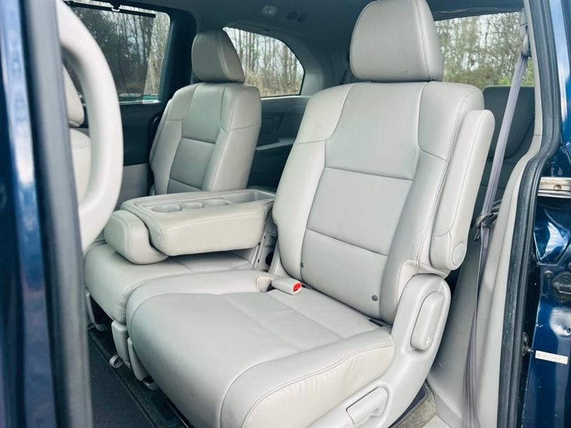 Honda Odyssey 5dr EX-L w/Leather 2015