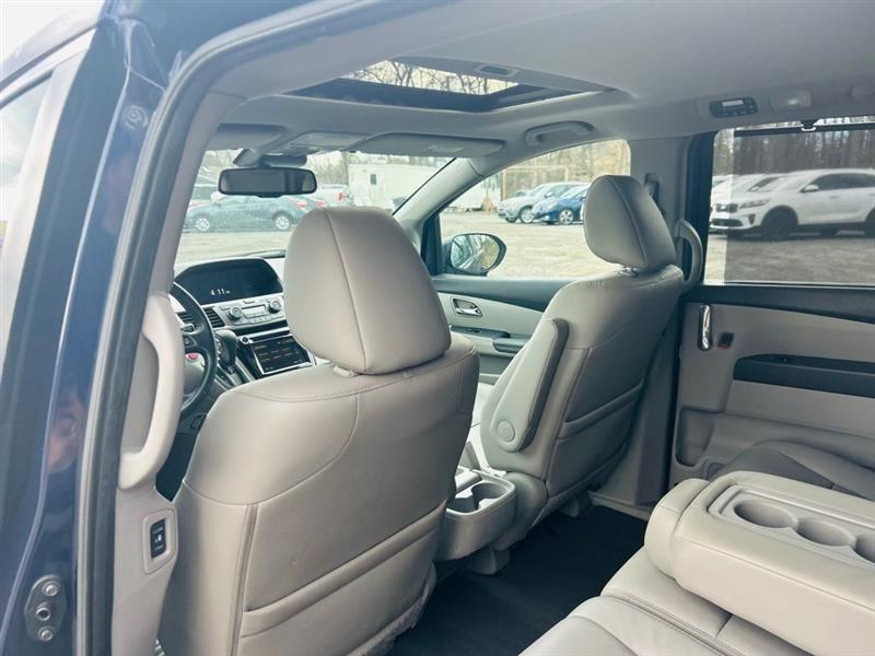 Honda Odyssey 5dr EX-L w/Leather 2015