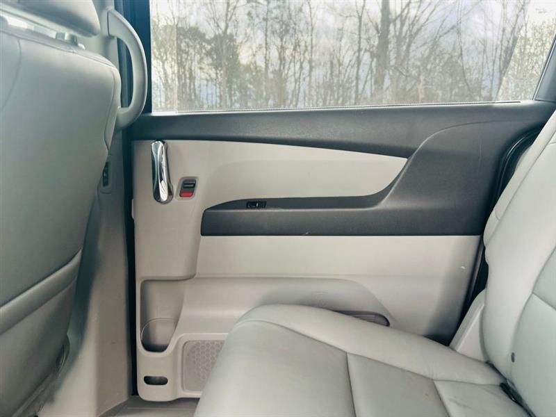 Honda Odyssey 5dr EX-L w/Leather 2015