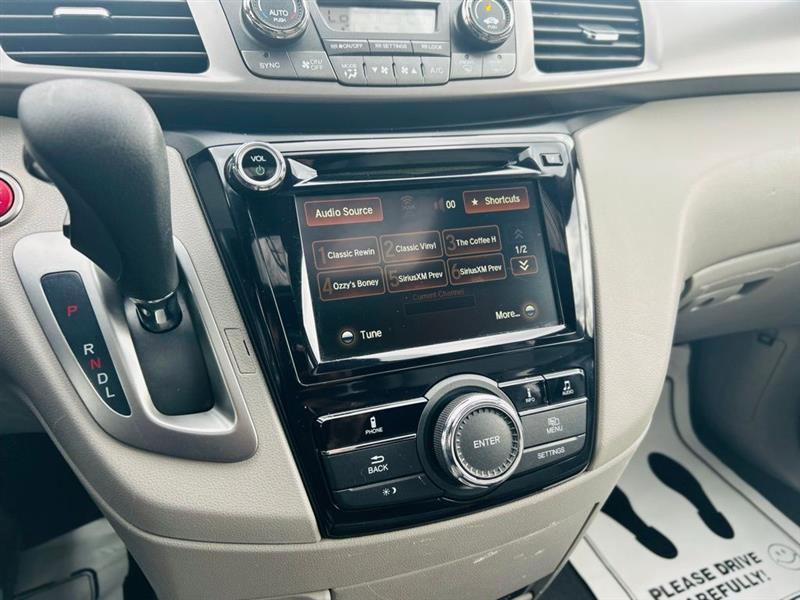 Honda Odyssey 5dr EX-L w/Leather 2015