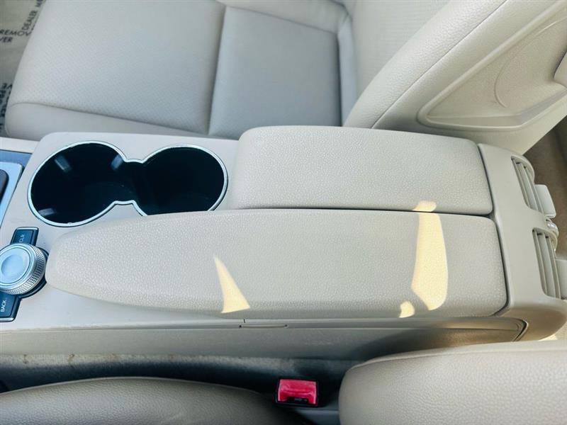 Mercedes-Benz C-Class 4dr Sdn C 300 Sport 4MATIC 2011