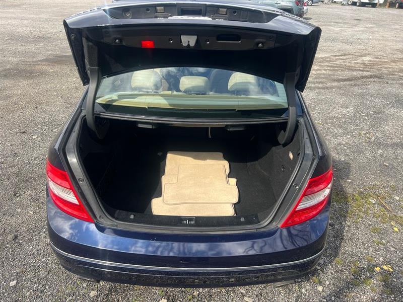 Mercedes-Benz C-Class 4dr Sdn C 300 Sport 4MATIC 2011