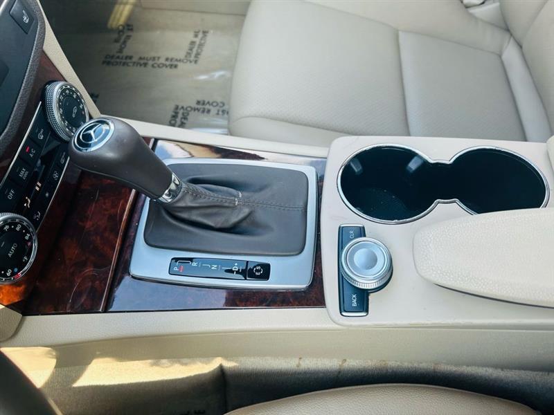 Mercedes-Benz C-Class 4dr Sdn C 300 Sport 4MATIC 2011