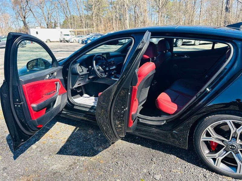 Kia Stinger GT1 RWD 2019