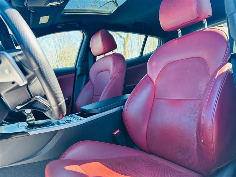 Kia Stinger GT1 RWD 2019