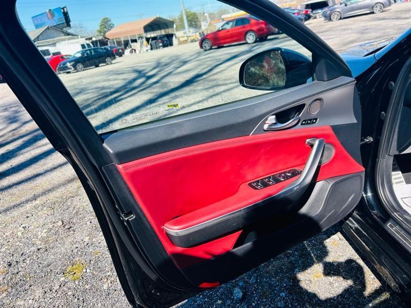 Kia Stinger GT1 RWD 2019