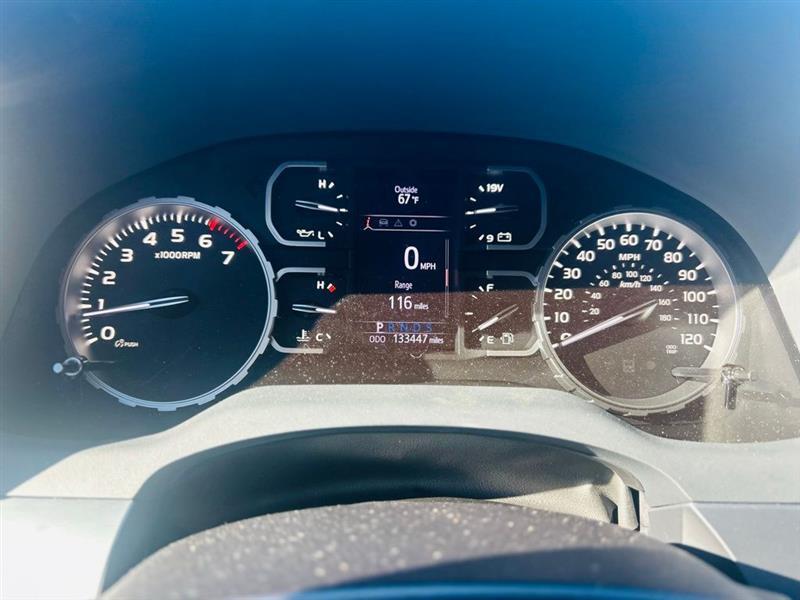 Toyota Tundra 4WD SR5 CrewMax 5.5' Bed 5.7L (Natl) 2019