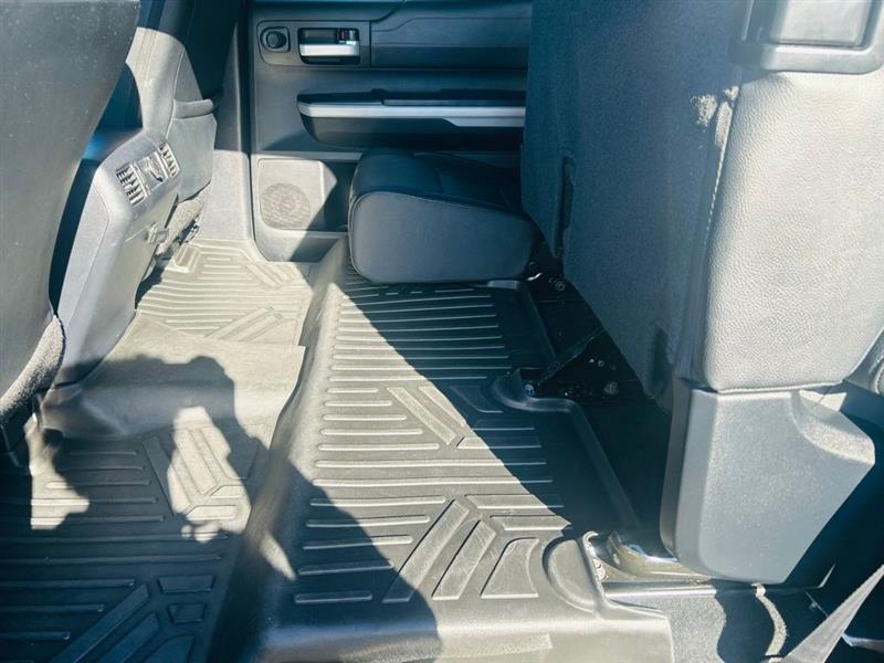 Toyota Tundra 4WD SR5 CrewMax 5.5' Bed 5.7L (Natl) 2019