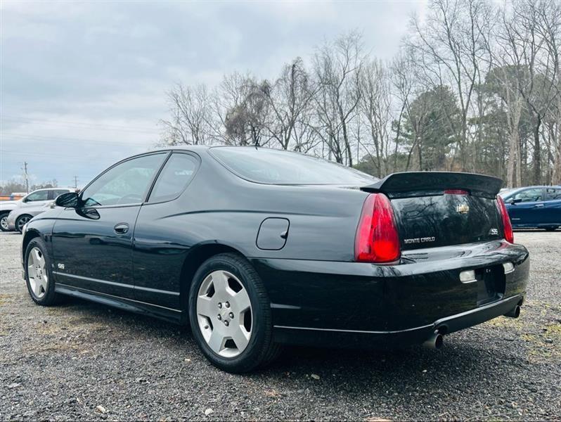 Chevrolet Monte Carlo 2dr Cpe SS 2006