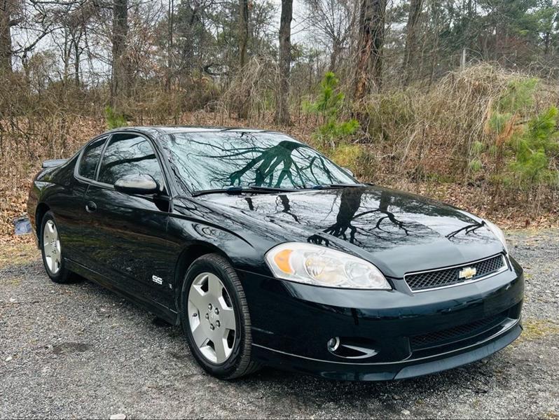 Chevrolet Monte Carlo 2dr Cpe SS 2006