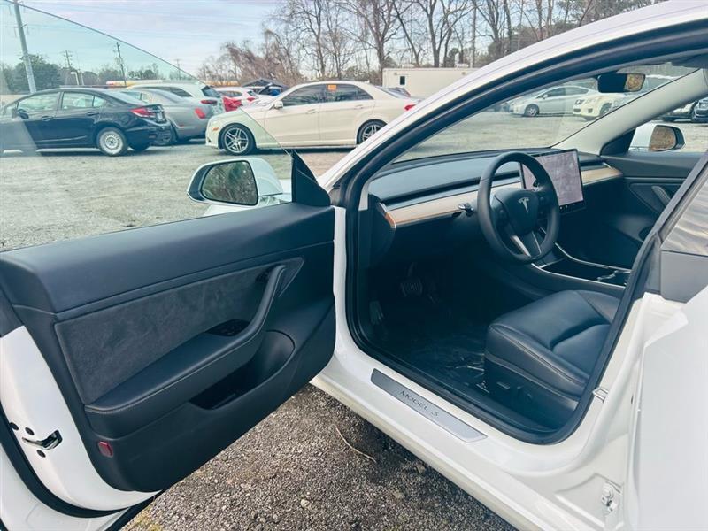 Tesla Model 3 Long Range AWD 2020