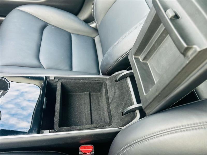 Tesla Model 3 Long Range AWD 2020