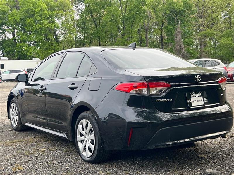 Toyota Corolla LE CVT (Natl) 2021