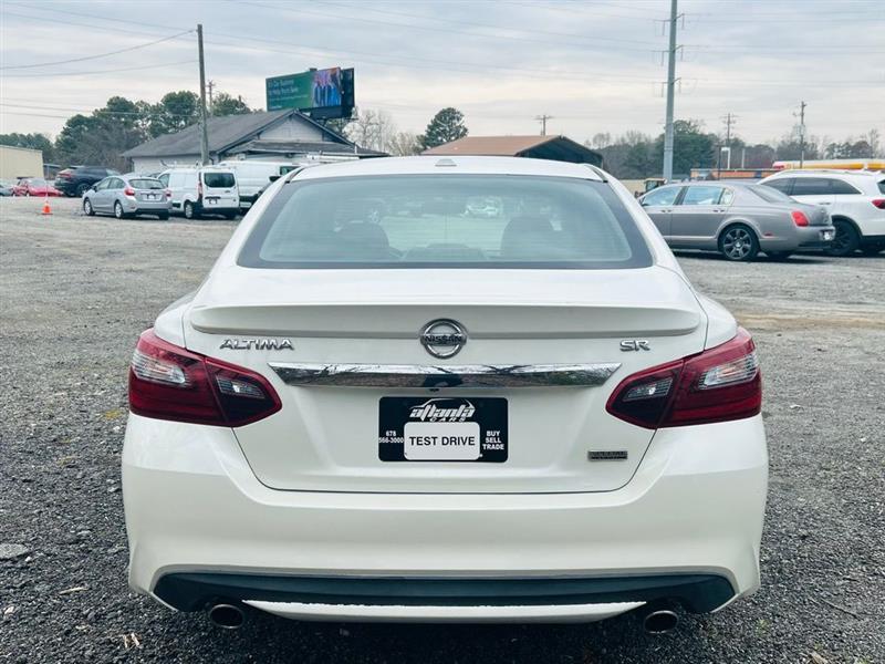Nissan Altima 2.5 SR Sedan 2018
