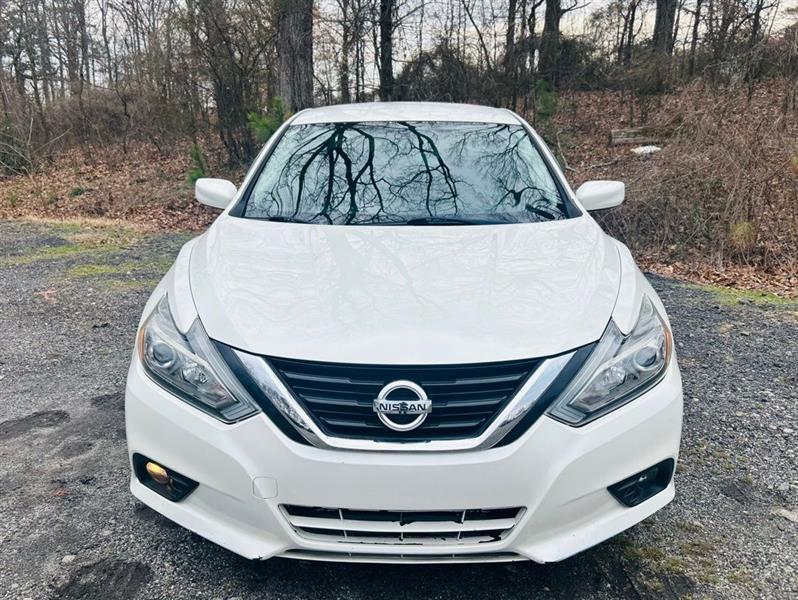 Nissan Altima 2.5 SR Sedan 2018