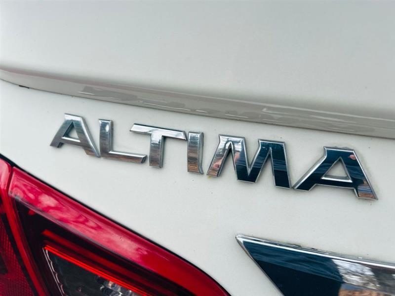 Nissan Altima 2.5 SR Sedan 2018