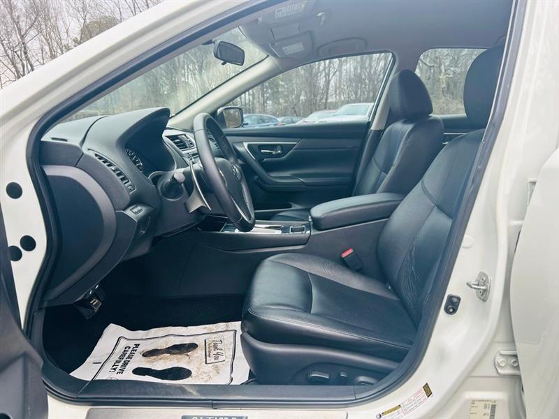 Nissan Altima 2.5 SR Sedan 2018