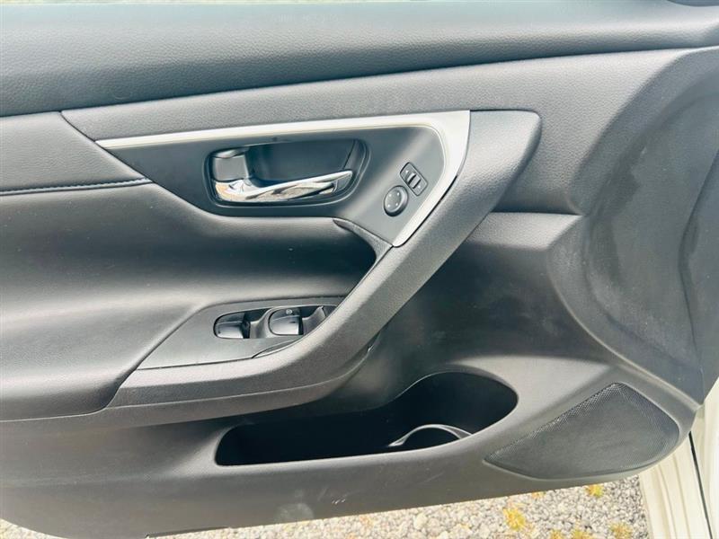 Nissan Altima 2.5 SR Sedan 2018