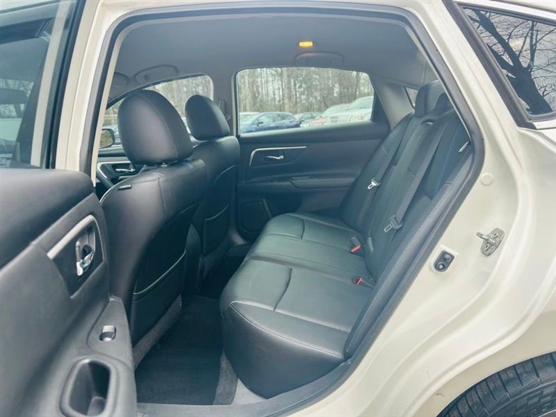 Nissan Altima 2.5 SR Sedan 2018