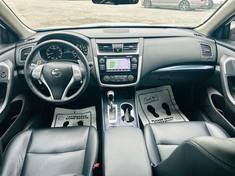 Nissan Altima 2.5 SR Sedan 2018