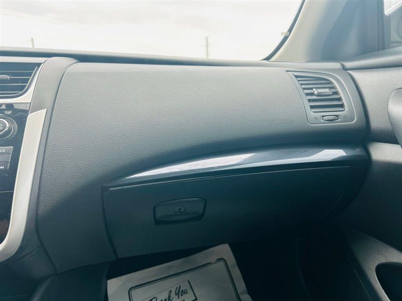 Nissan Altima 2.5 SR Sedan 2018