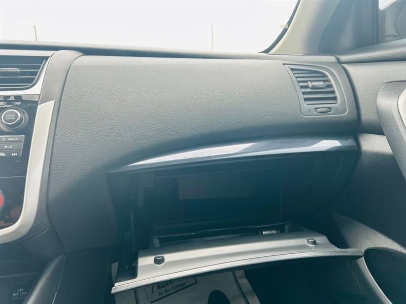 Nissan Altima 2.5 SR Sedan 2018