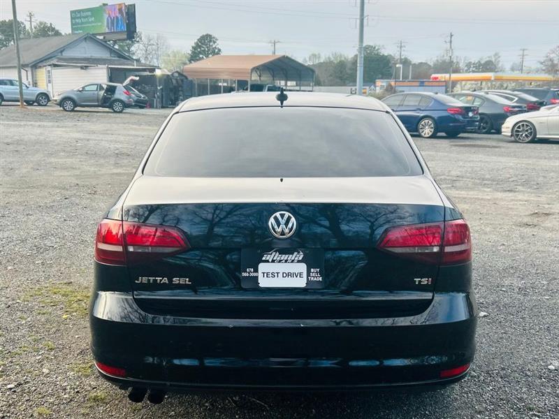 Volkswagen Jetta Sedan 4dr Auto 1.8T SEL PZEV 2016