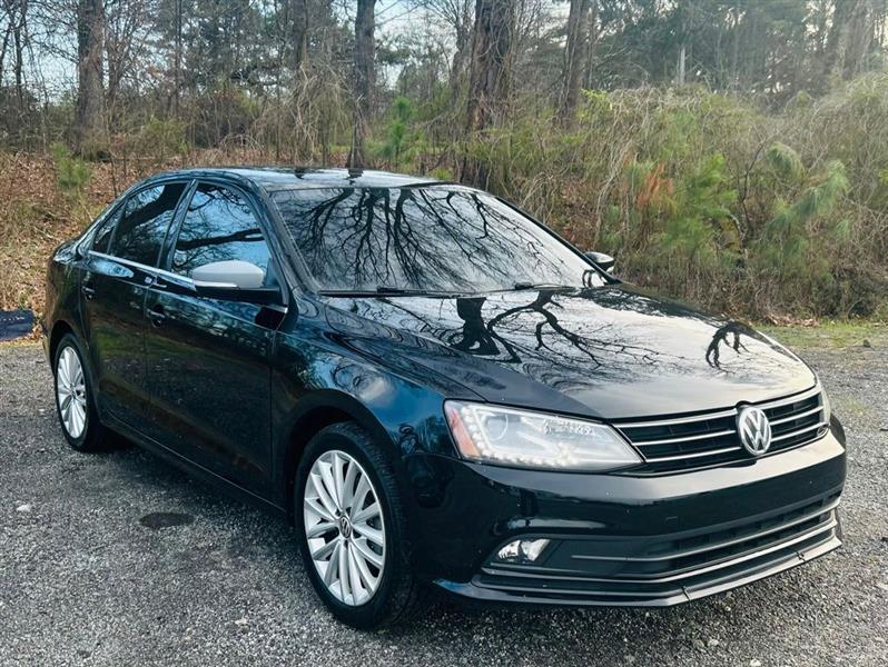 Volkswagen Jetta Sedan 4dr Auto 1.8T SEL PZEV 2016