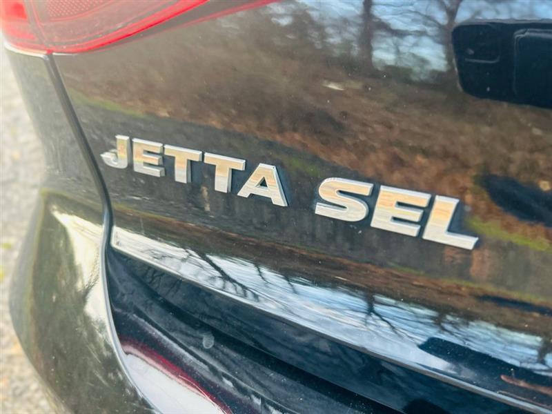 Volkswagen Jetta Sedan 4dr Auto 1.8T SEL PZEV 2016