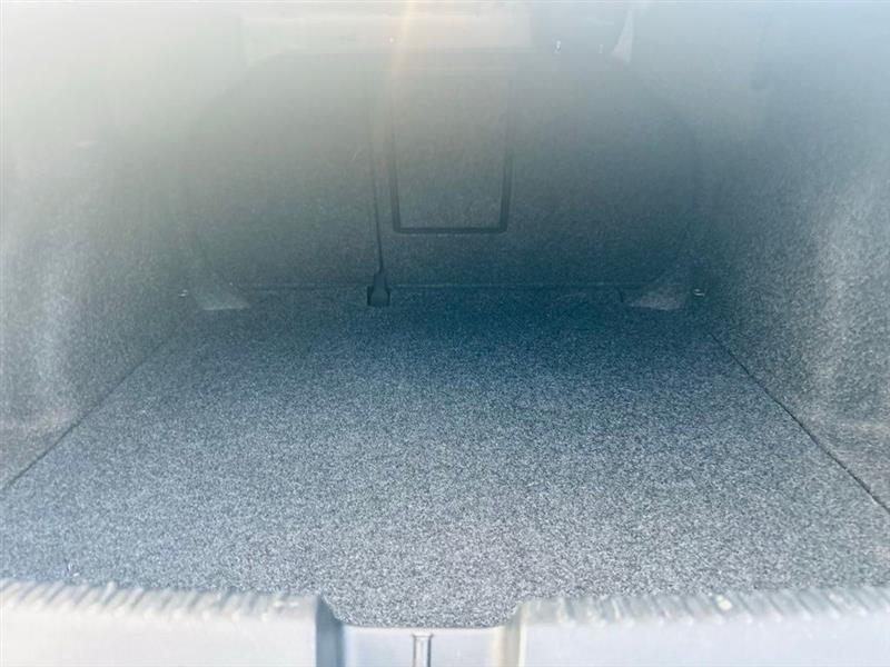 Volkswagen Jetta Sedan 4dr Auto 1.8T SEL PZEV 2016