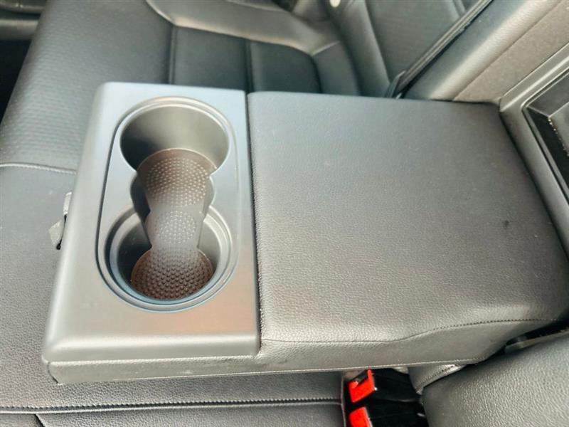 Volkswagen Jetta Sedan 4dr Auto 1.8T SEL PZEV 2016